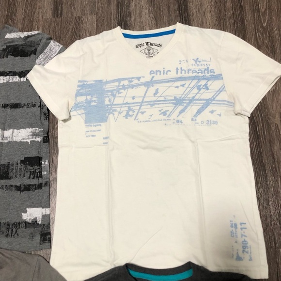 Epic Threads Boys T-Shirt Bundle Lot of 5 Size S & M Graphic Tees - Picture 3 of 10
